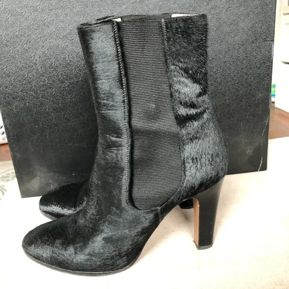 COPY - Chanel pony haired booties - Picture 5 of 8